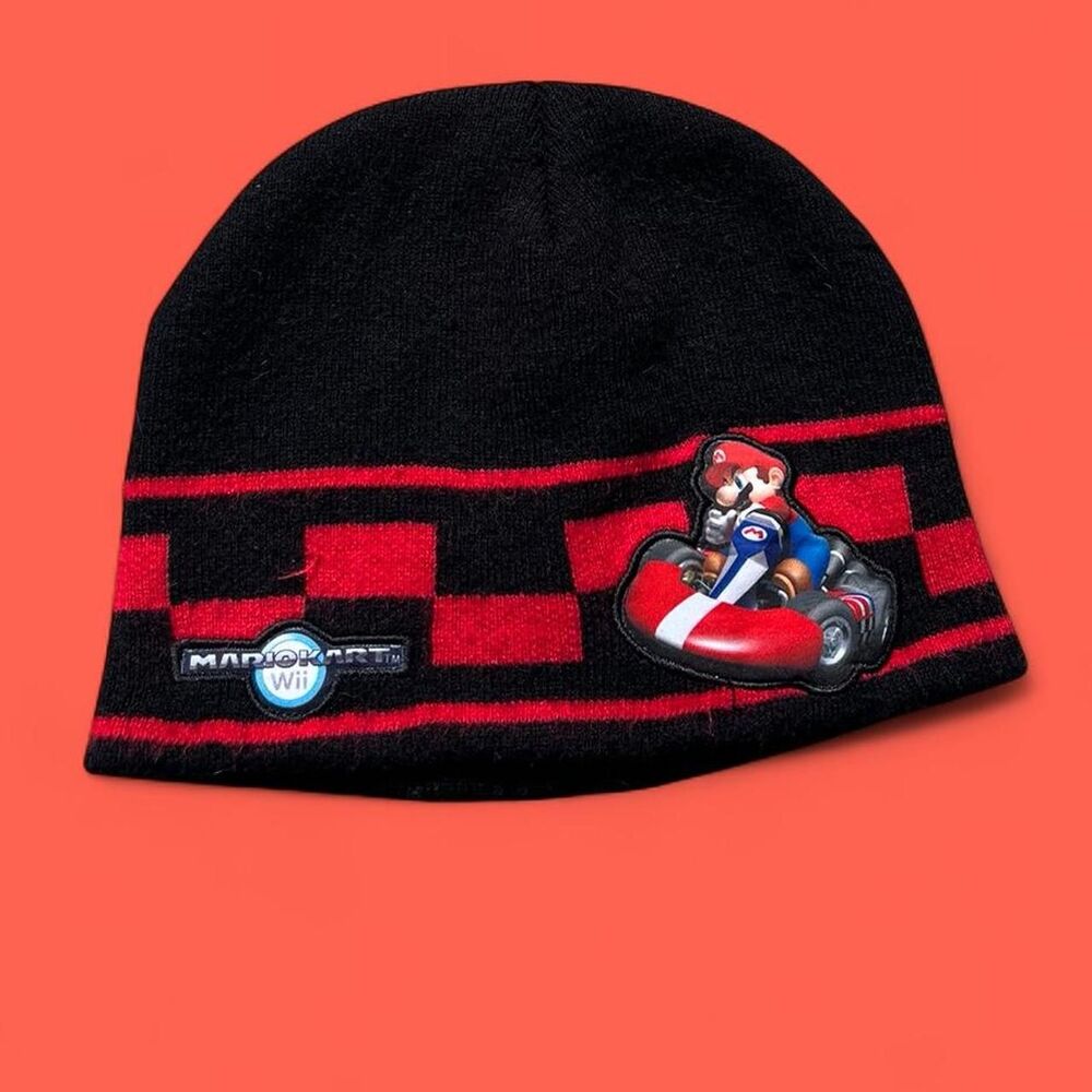 Nintendo Men's Black and Red Hat